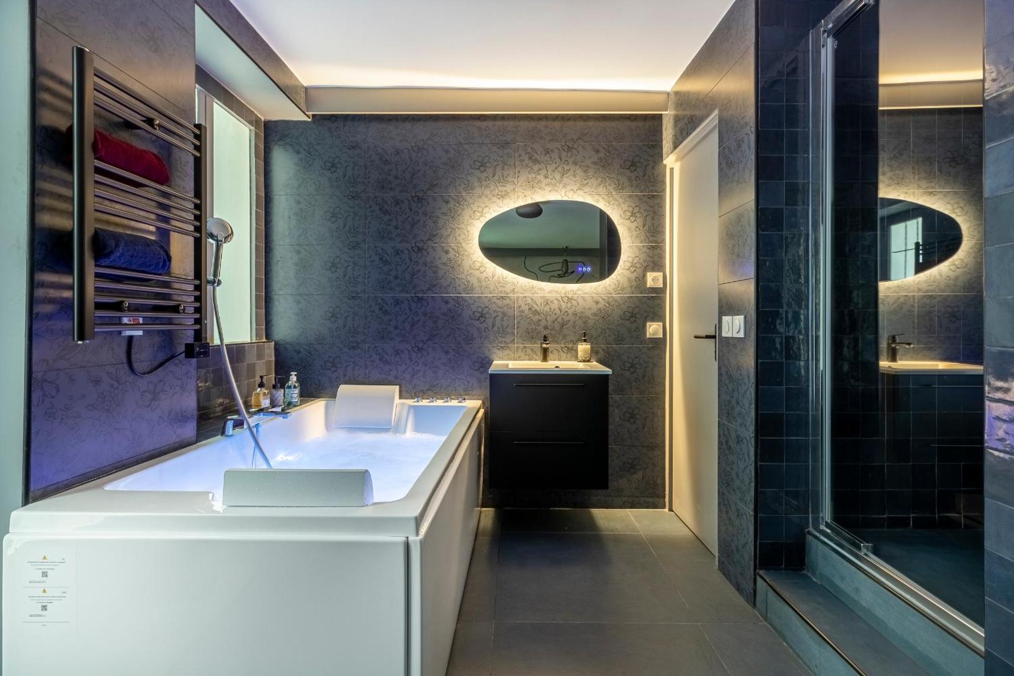 Apartment Opera, Grand Boulevard 9eme, Avec Jacuzzi